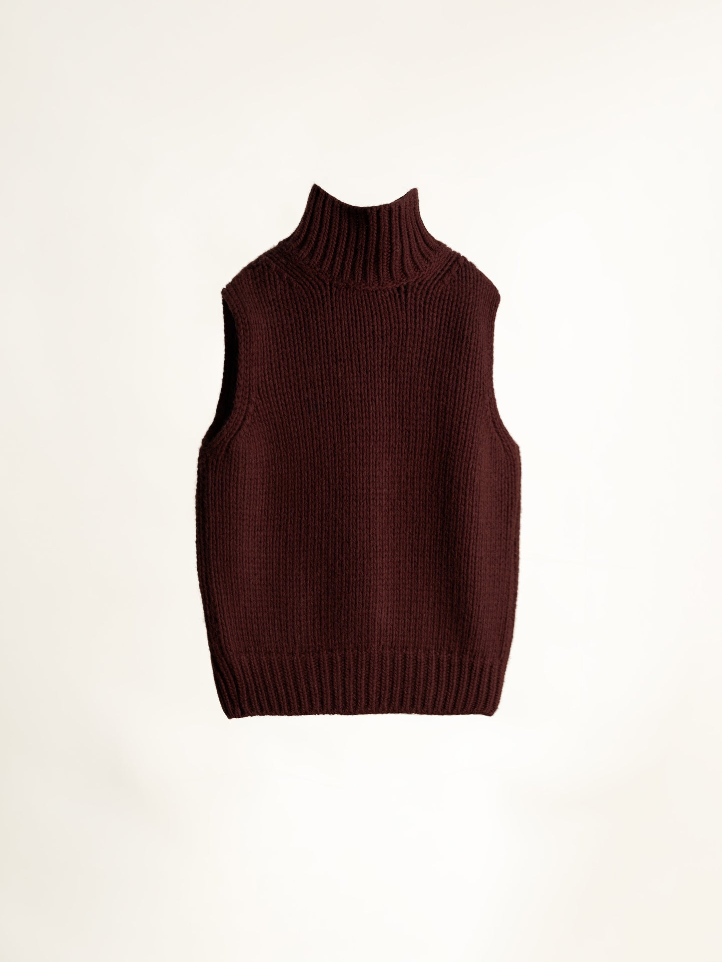 Cashmere Mix Slevelees Top